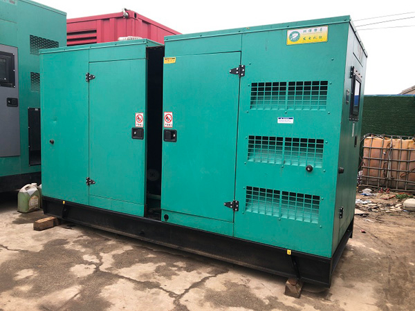 南岸怎样合理控制磷酸铁锂蓄电池的充放电倍率以延长其使用寿命？